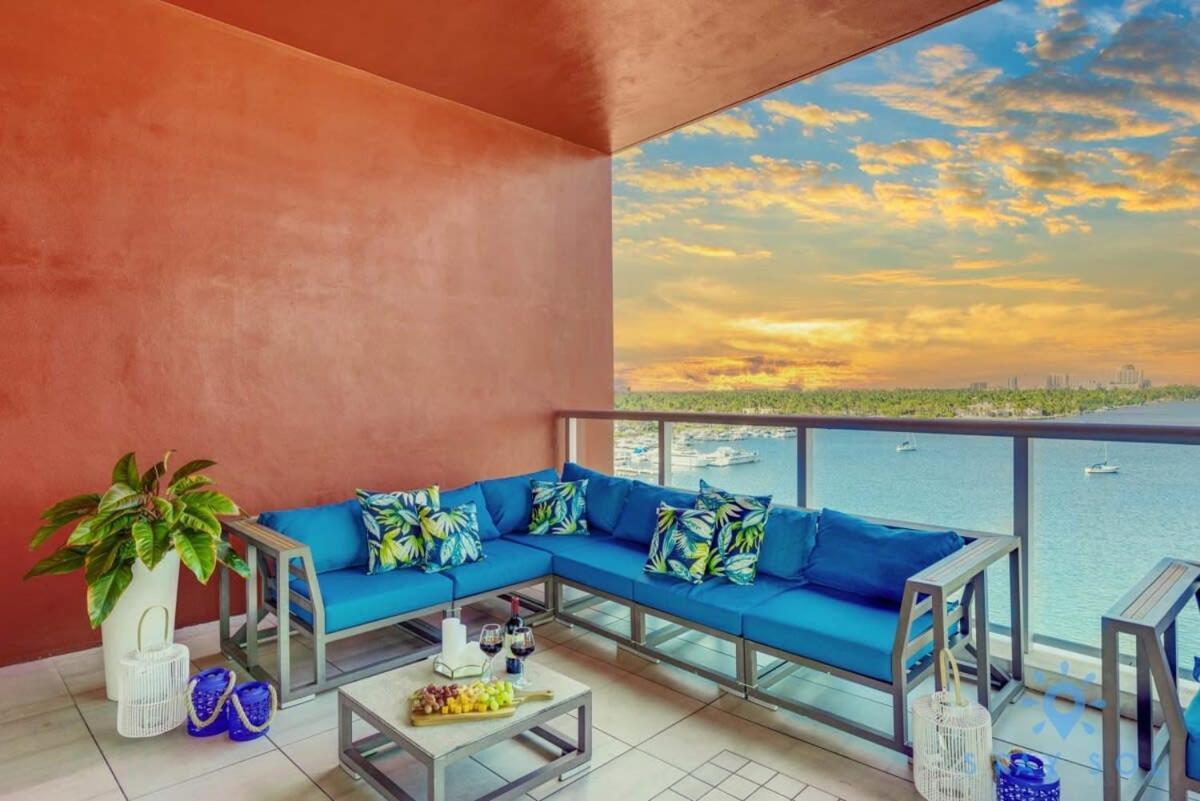Beachfront Condo-Roofto Pool- 2 Bedrooms 2 Bedroom ! Hollywood Buitenkant foto