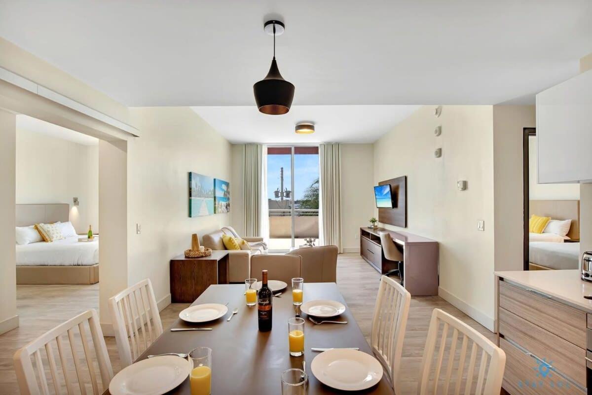 Beachfront Condo-Roofto Pool- 2 Bedrooms 2 Bedroom ! Hollywood Buitenkant foto